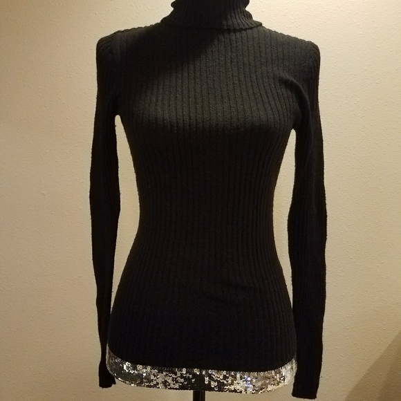 express black turtleneck
